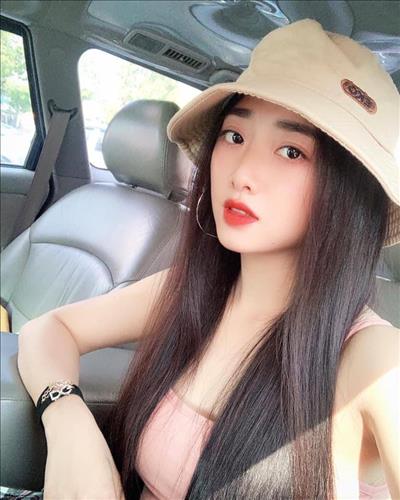 Hồng thắm –
tìm người đàn ông có chí…..