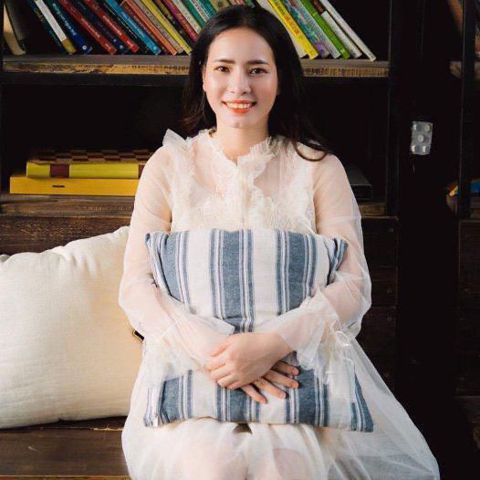 Hong Mai – Uớc mong tìm được bạn chân thành