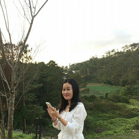 Pheobe – Hòa đồng, sống vui vẻ , chân thành,