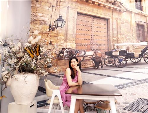 Rose –
Người thật