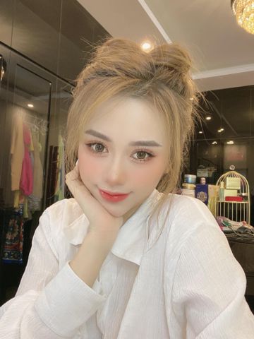 Minh Hằng – sống nội tâm. chân thành